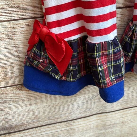 RICRAC & RUFFLES APPLIQUED NUTCRACKER‎ ROMPER IN RED AND WHITE STRIPES - Picture 6 of 7